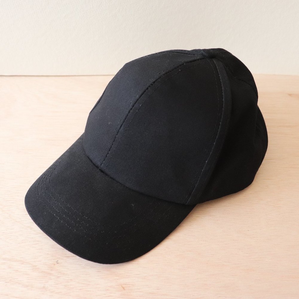 Black Baseball Cap